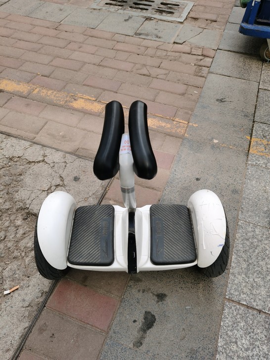 小米平衡车，几乎全新，1000块