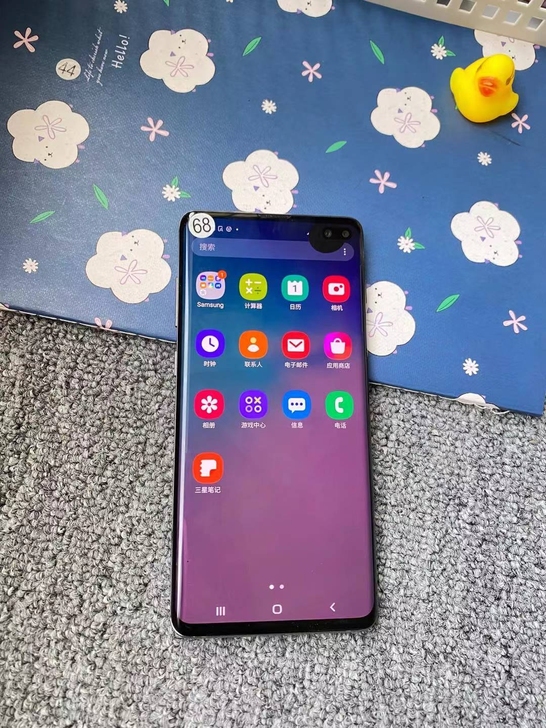 三星s10+