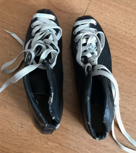 黑龙冰刀上面的鞋子，冰刀拆下去了，38码的...