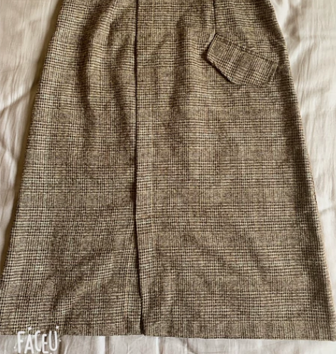 包邮女士春秋M码咖啡色驼色细格子中裙一步裙...