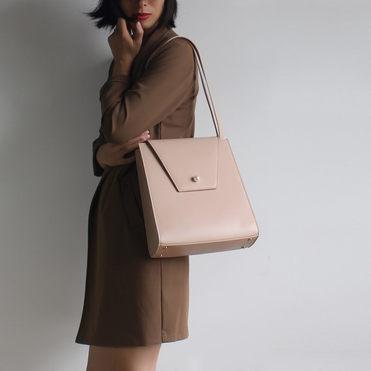 618 特价j麦渔人托特女包2019新款版...