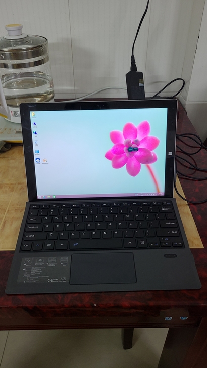 surface pro3 图片上圈住的地方...