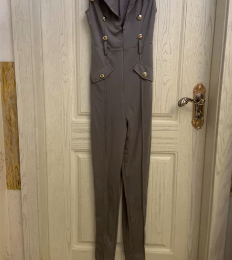 连体裤S码闲置.90斤以内穿，长145  ...