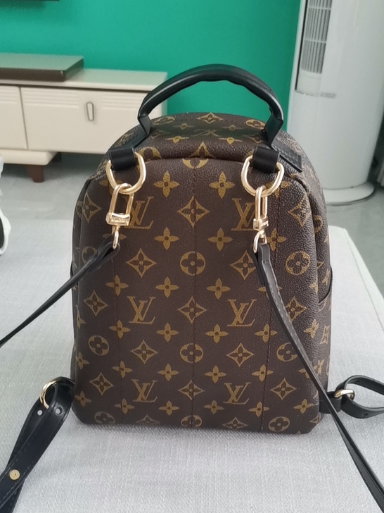 全新未使用，可双肩可手提