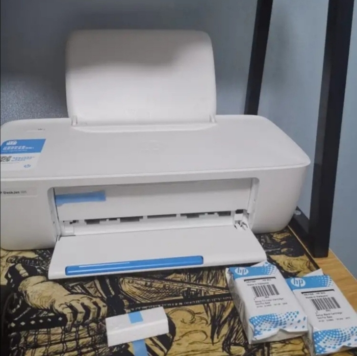 【全新未拆封】惠普1112黑白彩色喷墨打印...