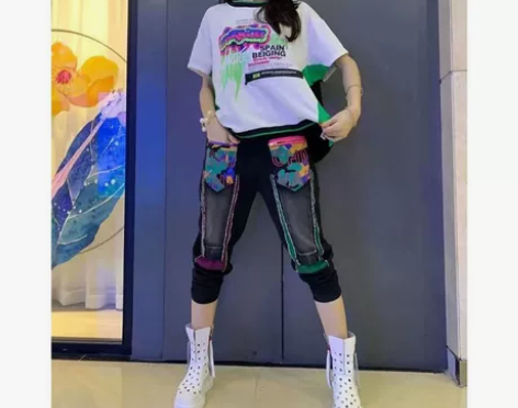 HYK夏战狼宽松百搭个性摩登印花短袖T恤女...