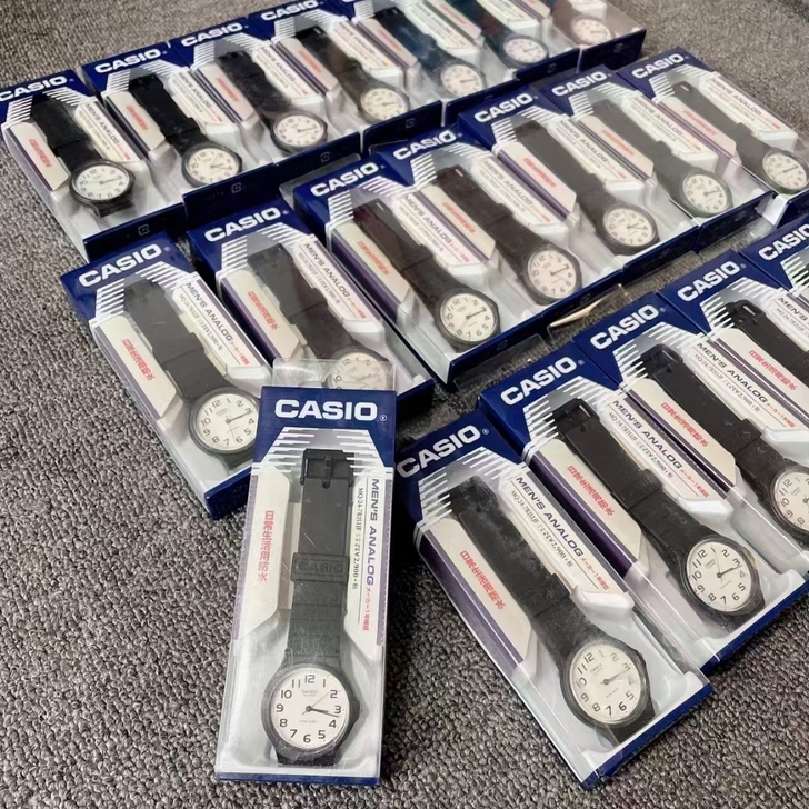西卡欧Casio小黑表,本日直邮到货