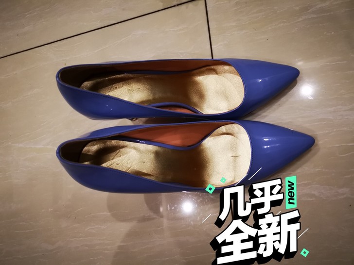 大概8公分，不太习惯高跟鞋。39码