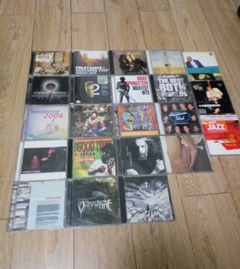 出国外打孔正版CD一批，全部原装正品，打包...