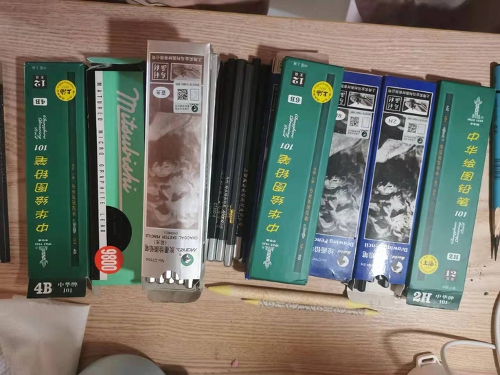 要毕业了这些铅笔都用不到啦 有没有要集训的...