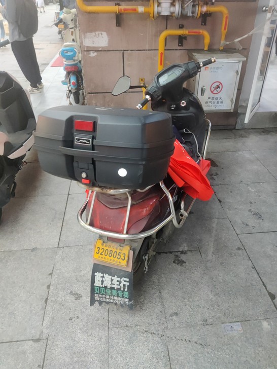 72v45an，可以跑100公里左右，电池...