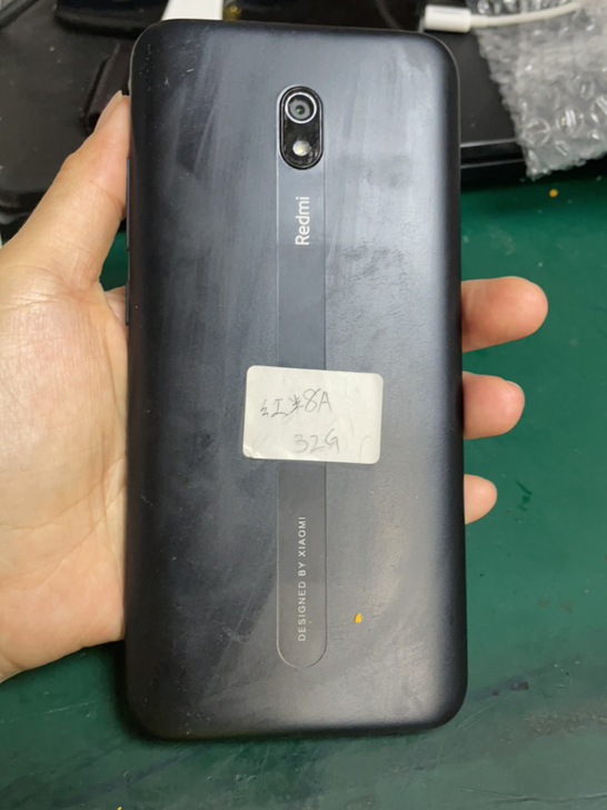 红米8A，32G，成色看图，售出不退不换，...
