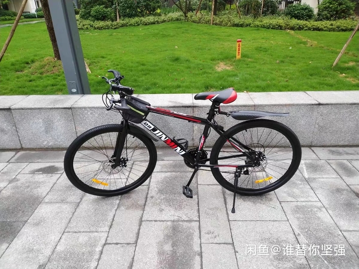 工厂清货送挡泥板成人山地变速自行车,26寸...