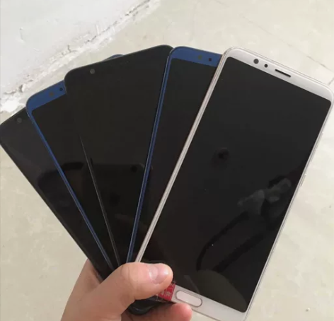 荣耀V10手机，麒麟970处理器，工作室首...