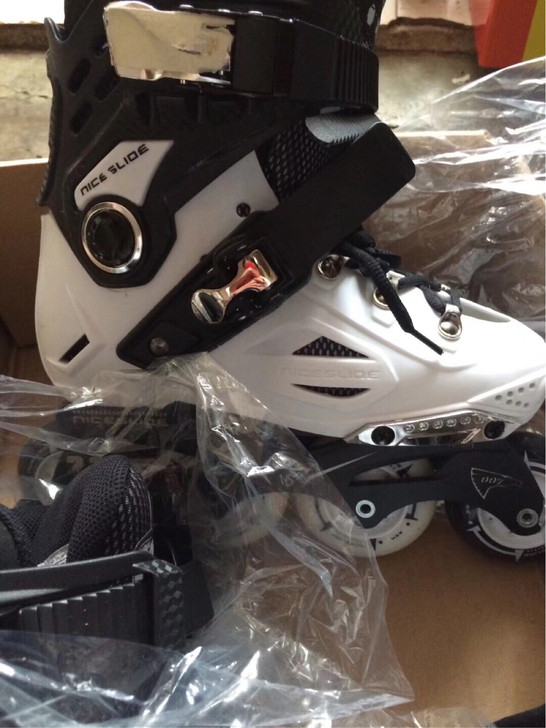 奈斯正品36码全新直排轮滑鞋买来就放着没机...