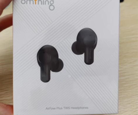 万魔1more EO002 AirFree...