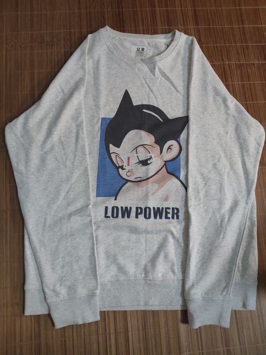 熊猫本－阿童木潮款薄卫衣，2xl，穿过几次
