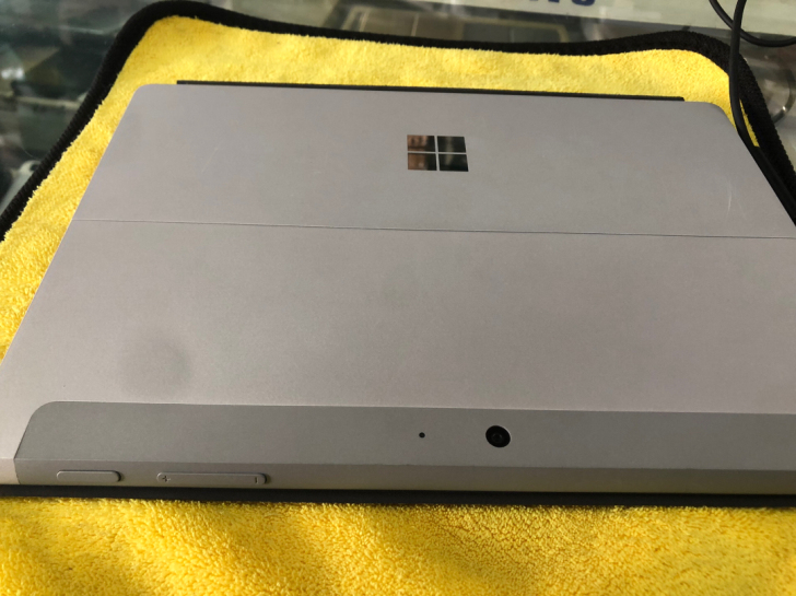 微软的surface go 8G＋128内...