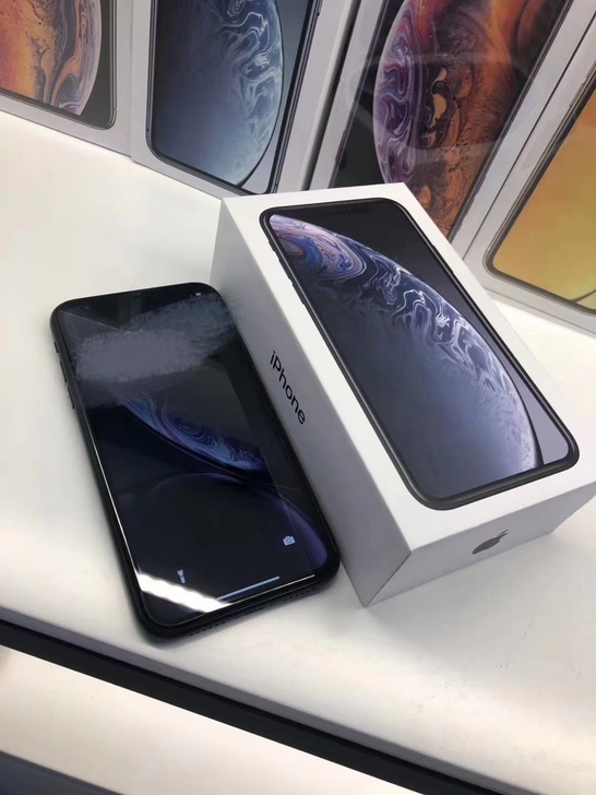 iphone XR 128g