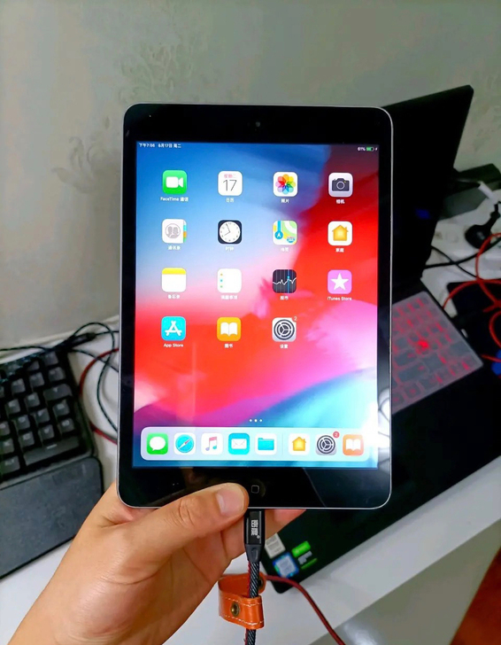 iPad mini2，32G，9成新以上，...