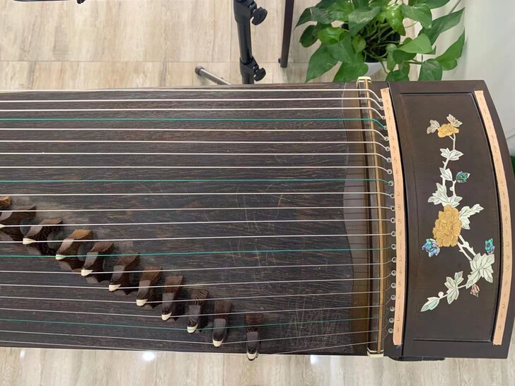 古筝裸琴，买时2380，青岛可以送上门