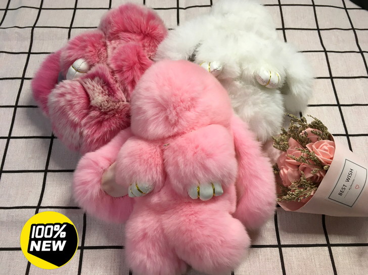 网红包包小挂饰装死兔！全新，都是大号的，毛...