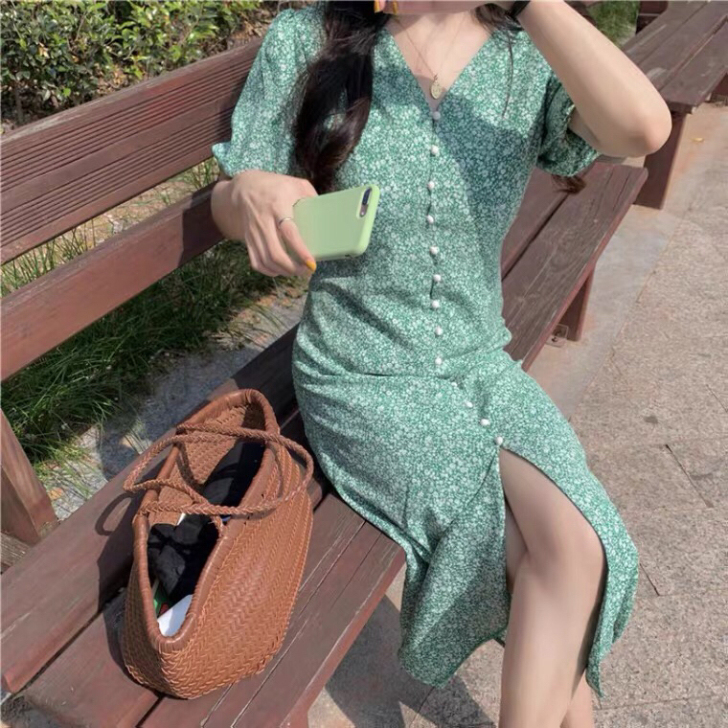 夏季新款法式复古碎花连衣裙女韩版修身显瘦收...