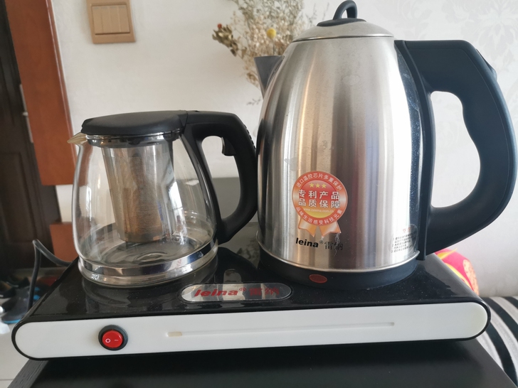 电水壶 茶壶组合 2L 包装没了 让胡路自取