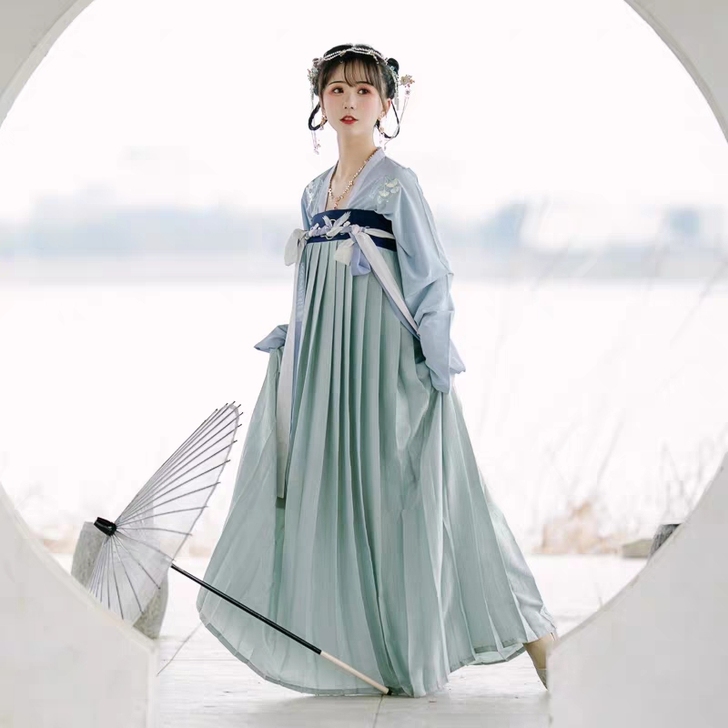 流烟昔泠临安春夏传统女装银杏刺绣齐胸襦裙非...