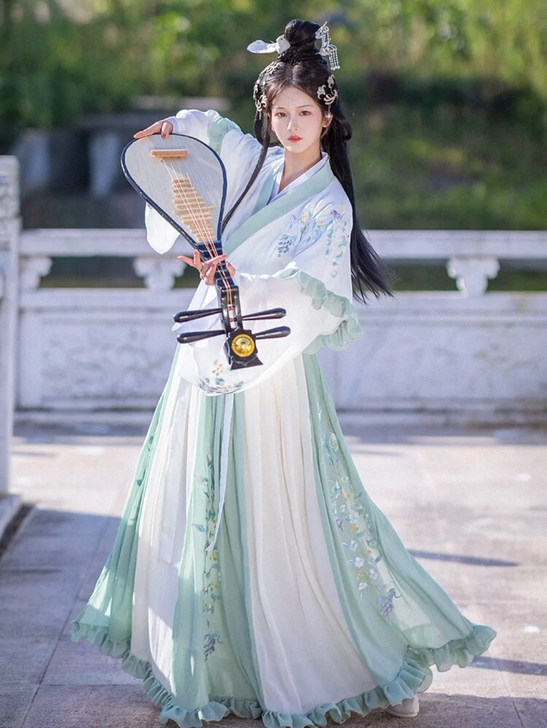出！！！吊牌包装袋都在