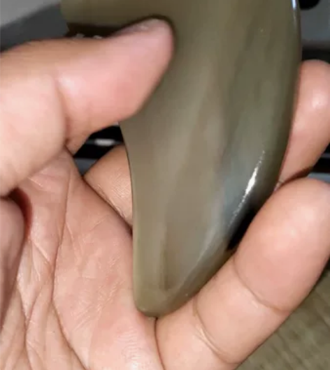 9.5厚白牦牛角三角板上面薄下面厚特价出货...