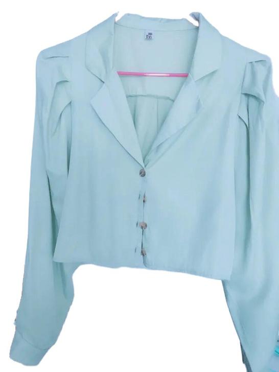 牛油果绿宫廷风衬衫