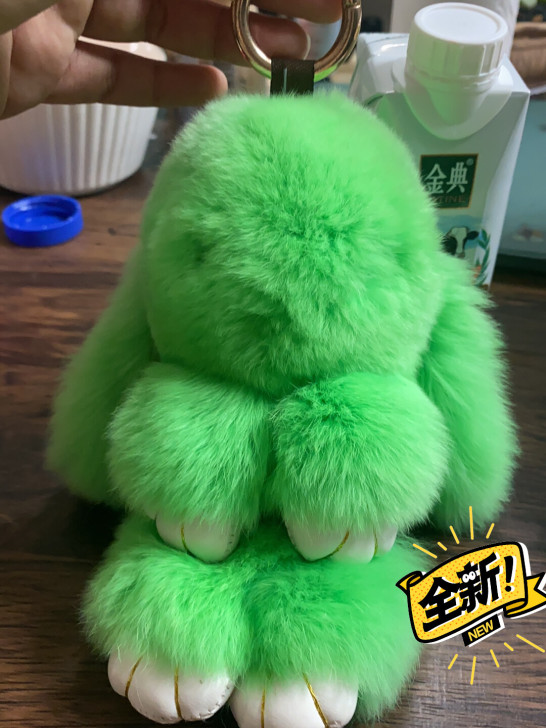 兔子挂饰一个，付邮费免费送。