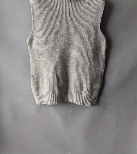 日单 春秋季女士半高领针织背心 L码 品牌...