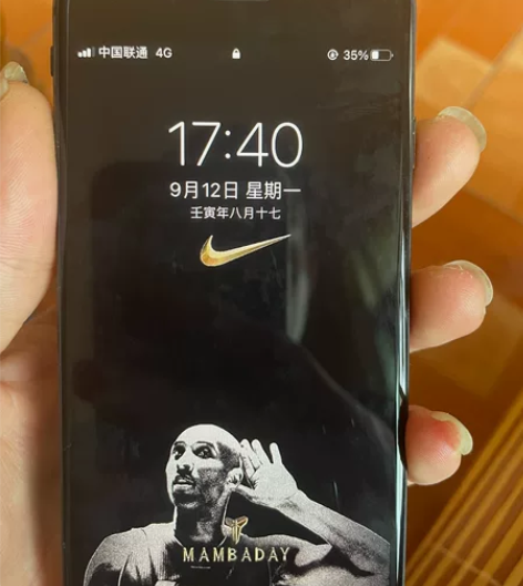 自用苹果8，国行64G主板 WIFI天线哪...