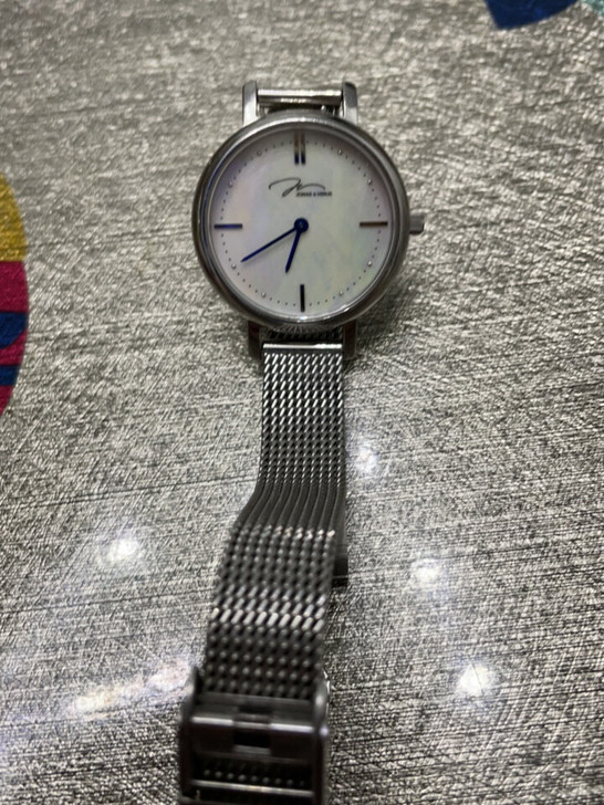 飞亚达女表,贝壳盘,简约