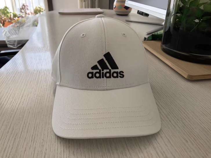 阿迪达斯帽子 还有肩包 一起出 价格优惠 ...