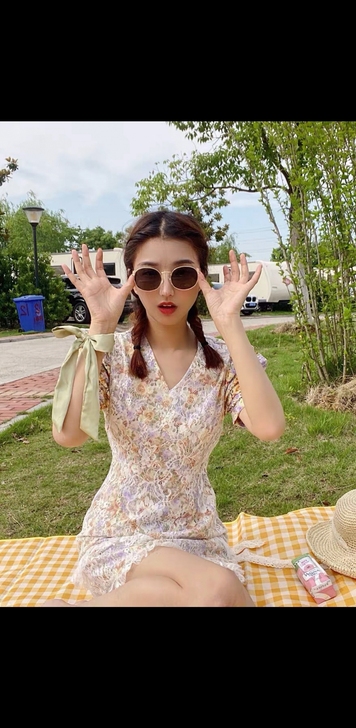 韩代蕾丝碎花连衣裙夏