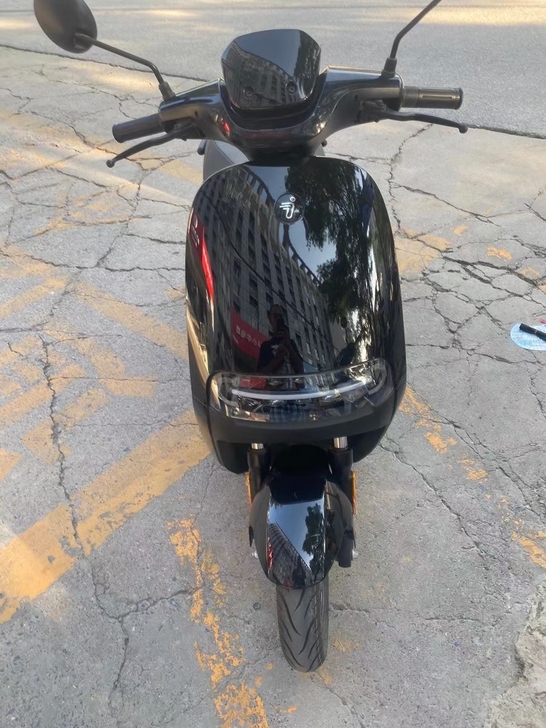 九号E100一辆，APP过户手续齐全，里程...