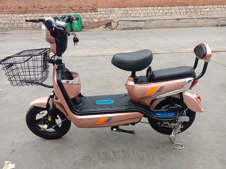 刚卖了没多长时间,去外地用不到了便宜处理,...