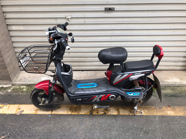 闲置48伏代步工具,电瓶容量12安,只适合...