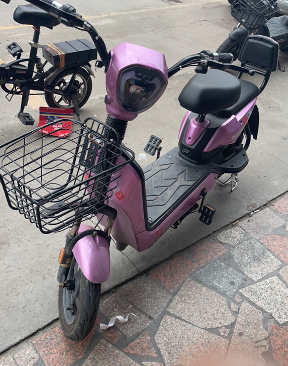 二手电动车,48伏12安,新国标,刚买两个...