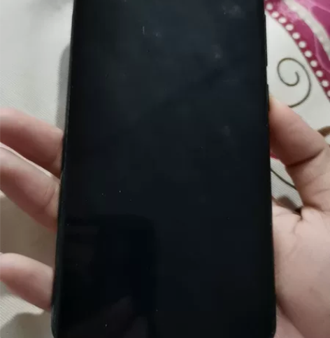 vivou1没有明显裂痕，没修理过，原装的...