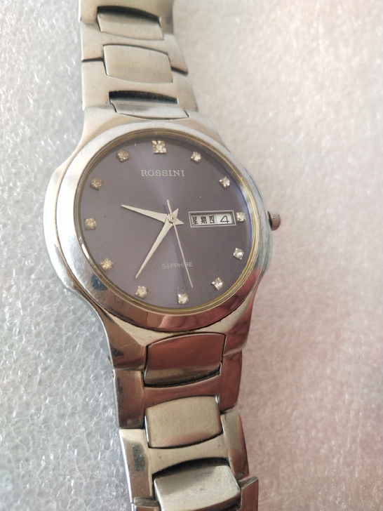 罗西尼石英腕表一块 原装正品，新换的电池，...
