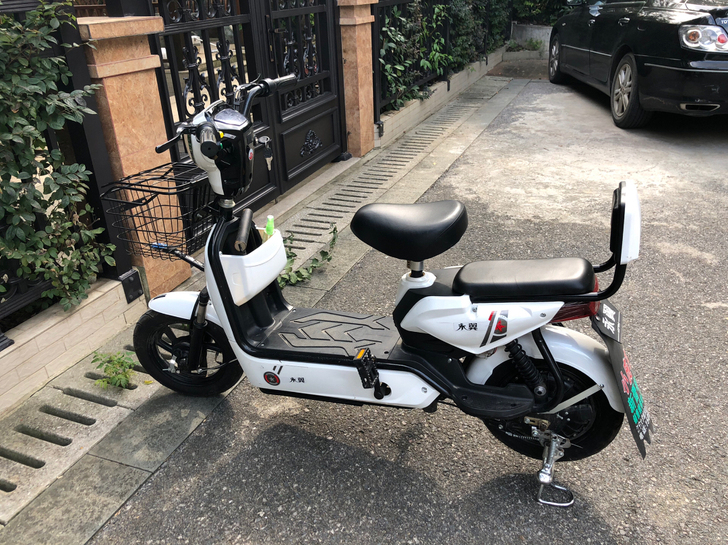 个人转让二手电动车，动力强劲，电池耐用，低...