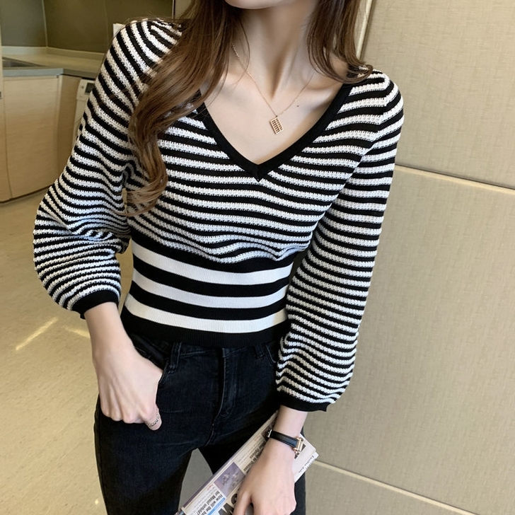 【全新19.9包邮】条纹针织衫女秋季202...