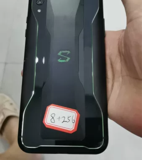 黑鲨游戏手机2   8+256G，手机功能...