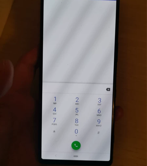 索尼xperia1 黑色，6+64g，屏幕...