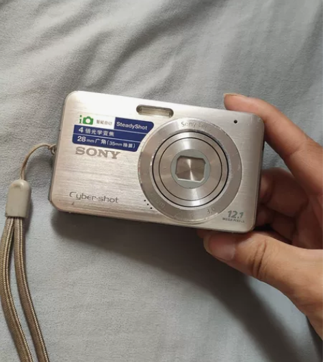 Sony/索尼 DSC-W310 数码相机...