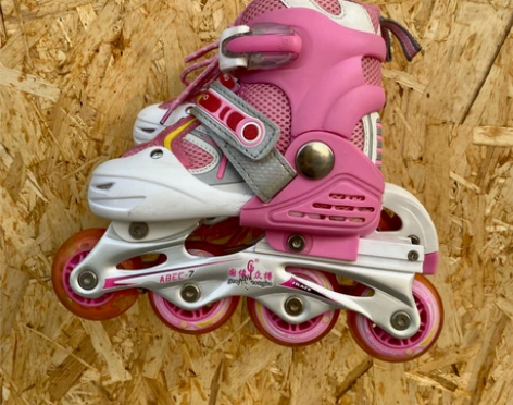 全新儿童幼儿轮滑鞋粉色旱冰鞋大小可调30-...